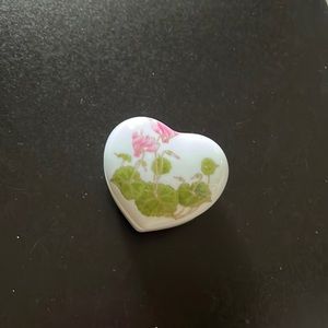 Vintage Cyclamen heart shaped trinket box by Otagiri